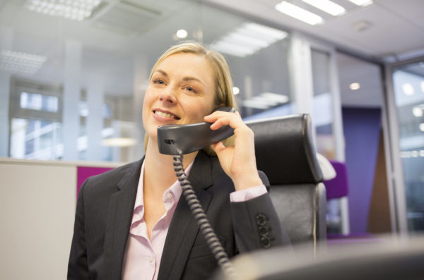 woman-phone-office